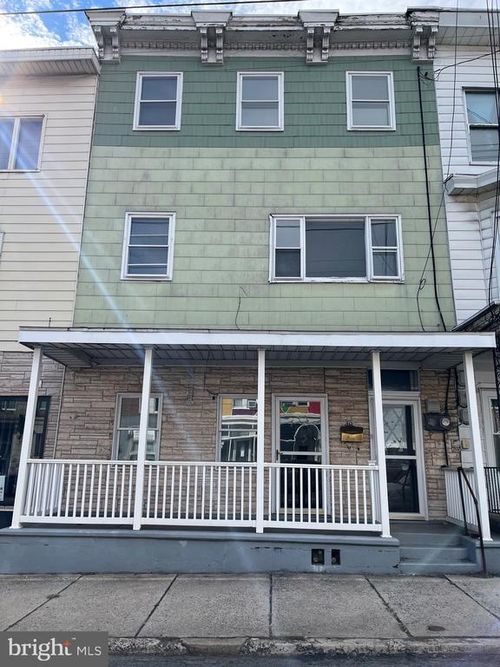 48 N 2nd St, SAINT CLAIR, PA, 17970-1028 | Card Image