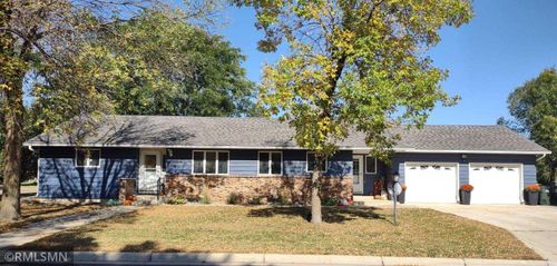 643 W Hall Ave, Buffalo Lake, MN, 55314-1029 | Card Image