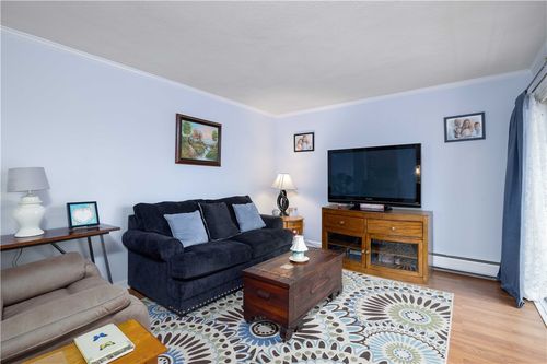 407-7 Wake Robin Road, Lincoln, RI, 02865 | Card Image