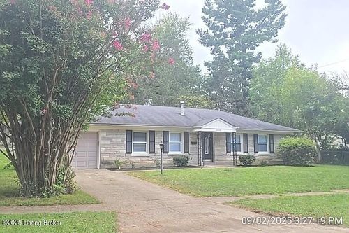 8802 Malvern Hill Rd, Louisville, KY, 40242-3116 | Card Image