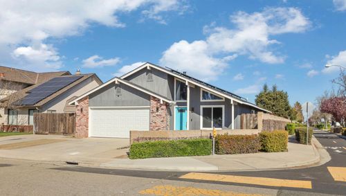 1601 Stanley Dr, Ripon, CA, 95366-3210 | Card Image