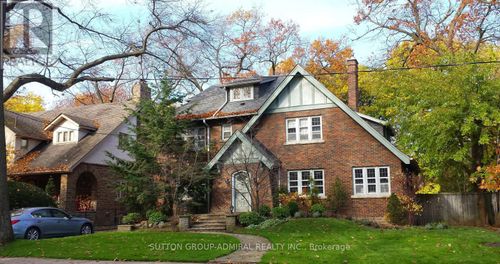 72 Baby Point Rd, York, ON, M6S2G3 | Card Image