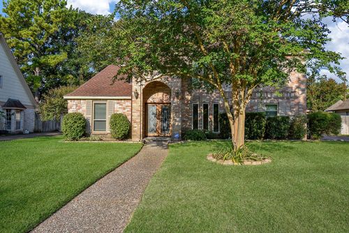 9203 S Pass Ln, Houston, TX, 77064-7053 | Card Image