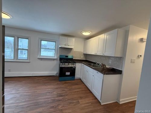 2nd-fl-161 Glen Cove Ave, Glen Cove, NY, 11542-3441 | Card Image