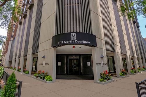 apt-3011-1111 Dearborn St, Chicago, IL, 60610-7156 | Card Image