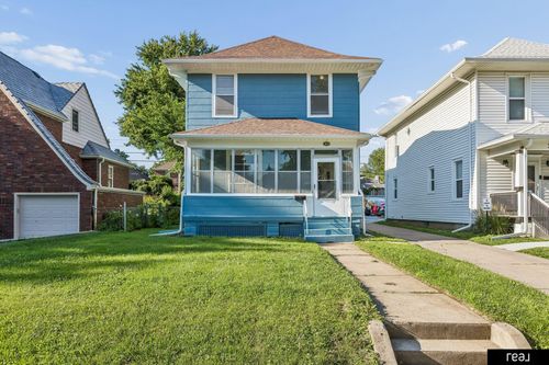 3863 California St, Omaha, NE, 68131-1806 | Card Image