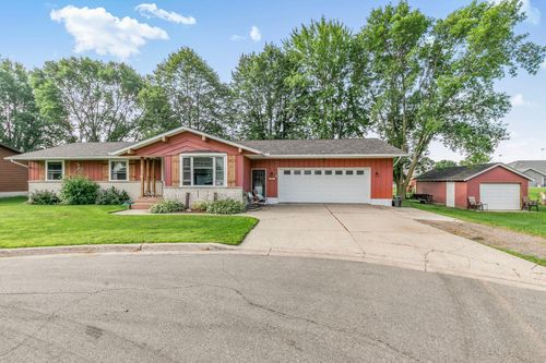 316 8th St Se, Freeport, MN, 56331-9016 | Card Image