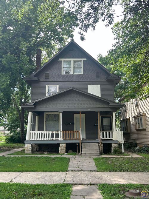 711 Sw Buchanan St, Topeka, KS, 66606-1432 | Card Image