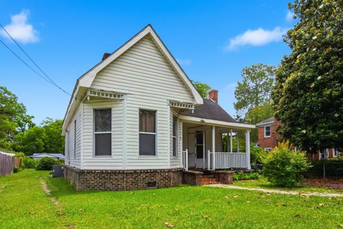 320 N Park St, Mullins, SC, 29574-2832 | Card Image
