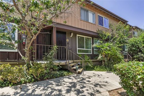 unit-b10-7301 Lennox Ave, Van Nuys, CA, 91405-6250 | Card Image
