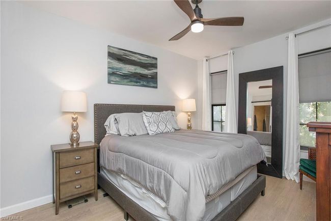 L201 - 5238 Treetops Dr, Condo with 2 bedrooms, 2 bathrooms and null parking in NAPLES FL | Image 15