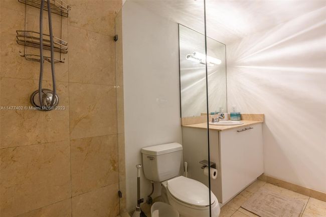 APT-603 - 17555 Atlantic Blvd, Condo with 2 bedrooms, 2 bathrooms and null parking in Sunny Isles Beach FL | Image 22