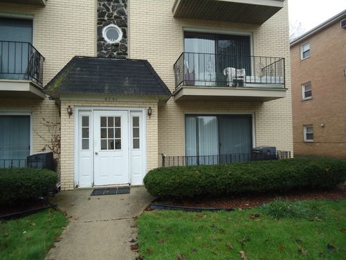1w-6151 Marshall Ave, Chicago Ridge, IL, 60415-1630 | Card Image