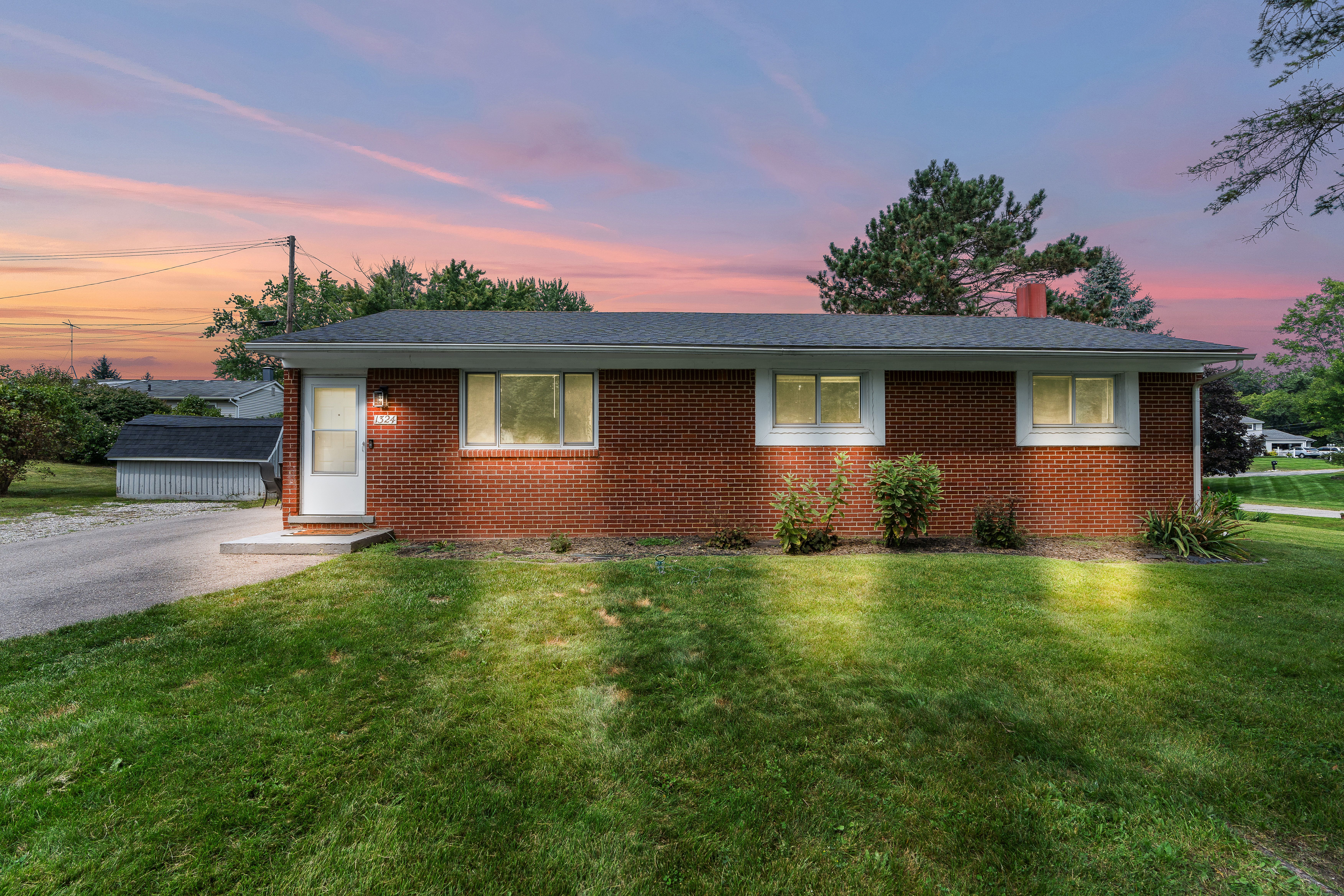 Red Barn Dr, Oxford, MI 48371