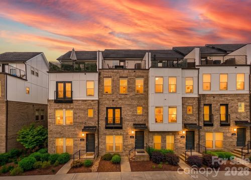 15036 New Amsterdam Ln, Charlotte, NC, 28204-3567 | Card Image