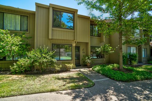 10 Adelphi Ct, Sacramento, CA, 95825-7058 | Card Image
