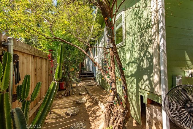 23329 Raymond St, House other with 3 bedrooms, 3 bathrooms and null parking in Chatsworth CA | Image 60