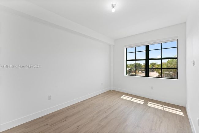 UNIT-202 - 4100 Sw 64 Th Ave, Condo with 2 bedrooms, 2 bathrooms and null parking in Davie FL | Image 13