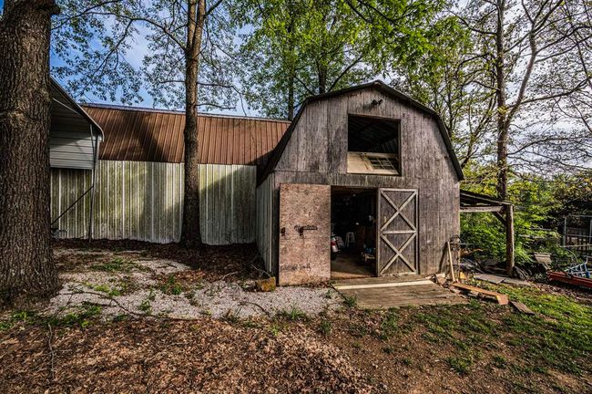 620 Sutton Ln, House other with 3 bedrooms, 2 bathrooms and null parking in Beech Creek KY | Image 20