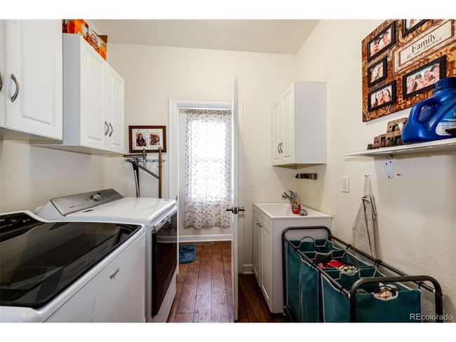 59466 E Commanche Way, House other with 3 bedrooms, 3 bathrooms and null parking in Strasburg CO | Image 13