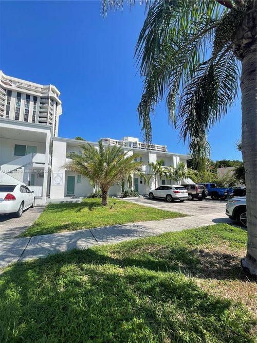 apt-4-1385 Ne 105th St, Miami Shores, FL, 33138-2132 | Card Image