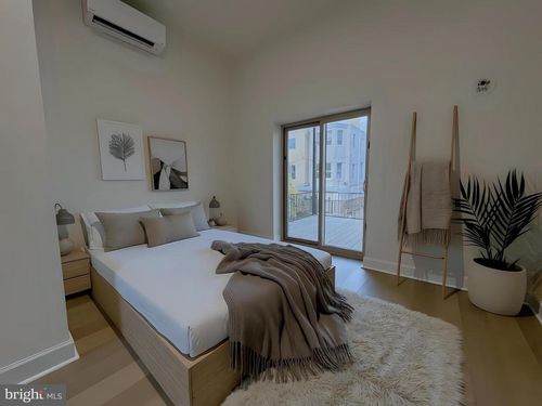 unit-2r-2007 Green Street, PHILADELPHIA, PA, 19130 | Card Image