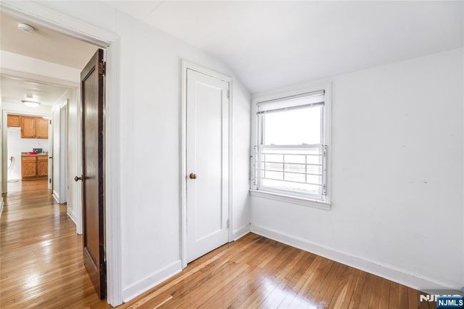 10 5 Th St, Home with 4 bedrooms, 2 bathrooms and null parking in Ridgefield Park NJ | Image 20