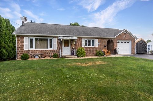 155 Washington Blvd, Bangor, PA, 18013-2741 | Card Image