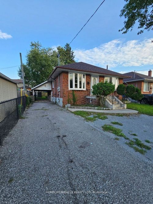 bsmt-259 Tower Dr, Scarborough, ON, M1R3P9 | Card Image