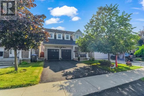 78 Brentcliff Dr, Brampton, ON, L7A3E7 | Card Image