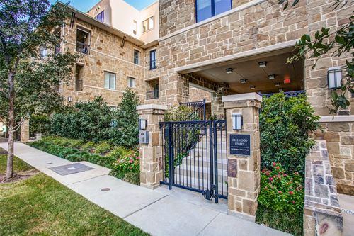 c-2811 Hood Street, Dallas, TX, 75219 | Card Image