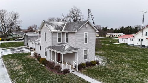 8696 Burrows Rd, Burrows, IN, 46916-1302 | Card Image