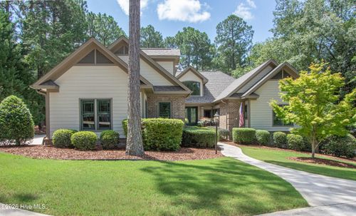 15 Kilbride Dr, Pinehurst, NC, 28374-9755 | Card Image