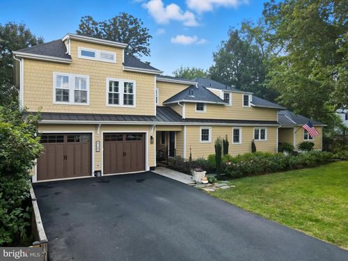 9105 Ewell St, MANASSAS, VA, 20110-5012 | Card Image
