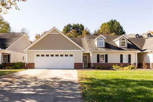105 Plantation Place Ln, Mount Airy, NC, 27030-7268 | Card Image