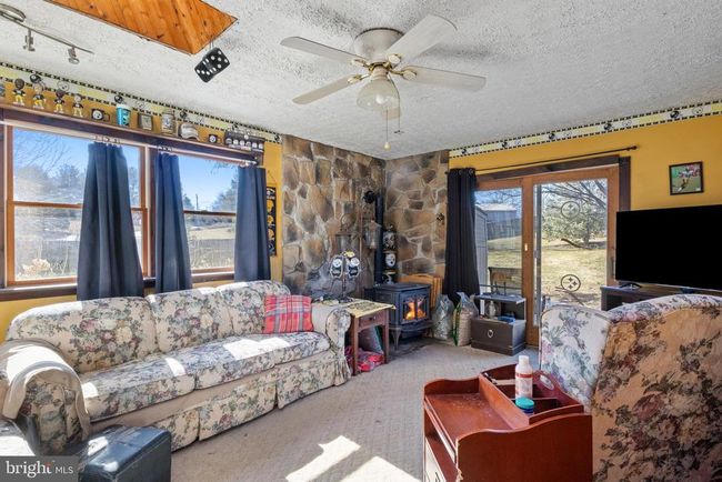 1578 Prayer Mission Rd, Home with 3 bedrooms, 2 bathrooms and null parking in WINDSOR PA | Image 10