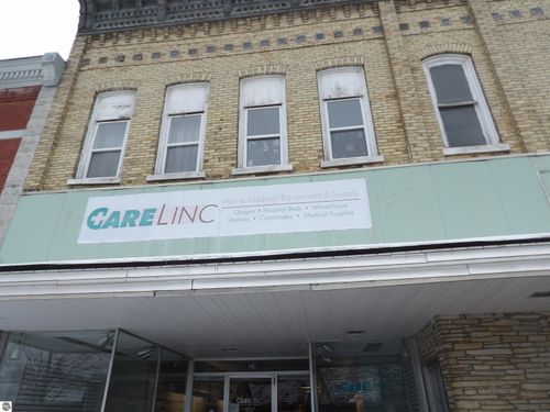 128 W Upton Avenue, Reed City, MI, 49677 | Card Image