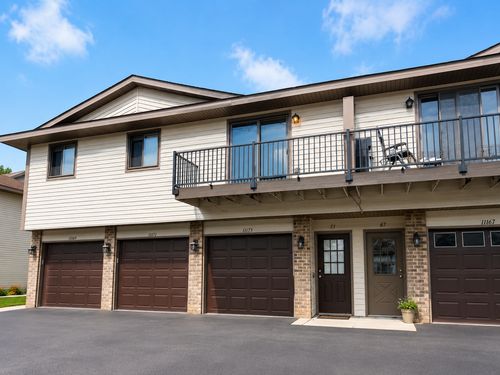 11173 Edgewood Cir N, Champlin, MN, 55316-3300 | Card Image