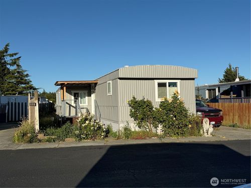 trlr-146-700 Nw Crosby Ave, Oak Harbor, WA, 98277-3869 | Card Image