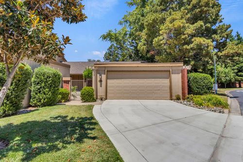 8911 Bluff Ln, Fair Oaks, CA, 95628-6414 | Card Image
