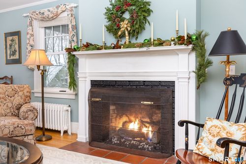 137 Old South Rd, Litchfield, CT, 06759-4001 | Card Image