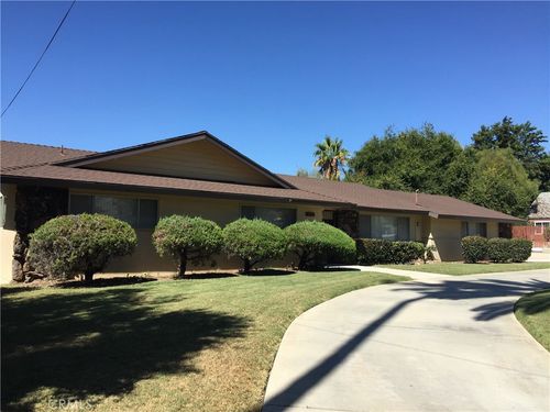 2730 Mcallister St, Riverside, CA, 92503-6701 | Card Image