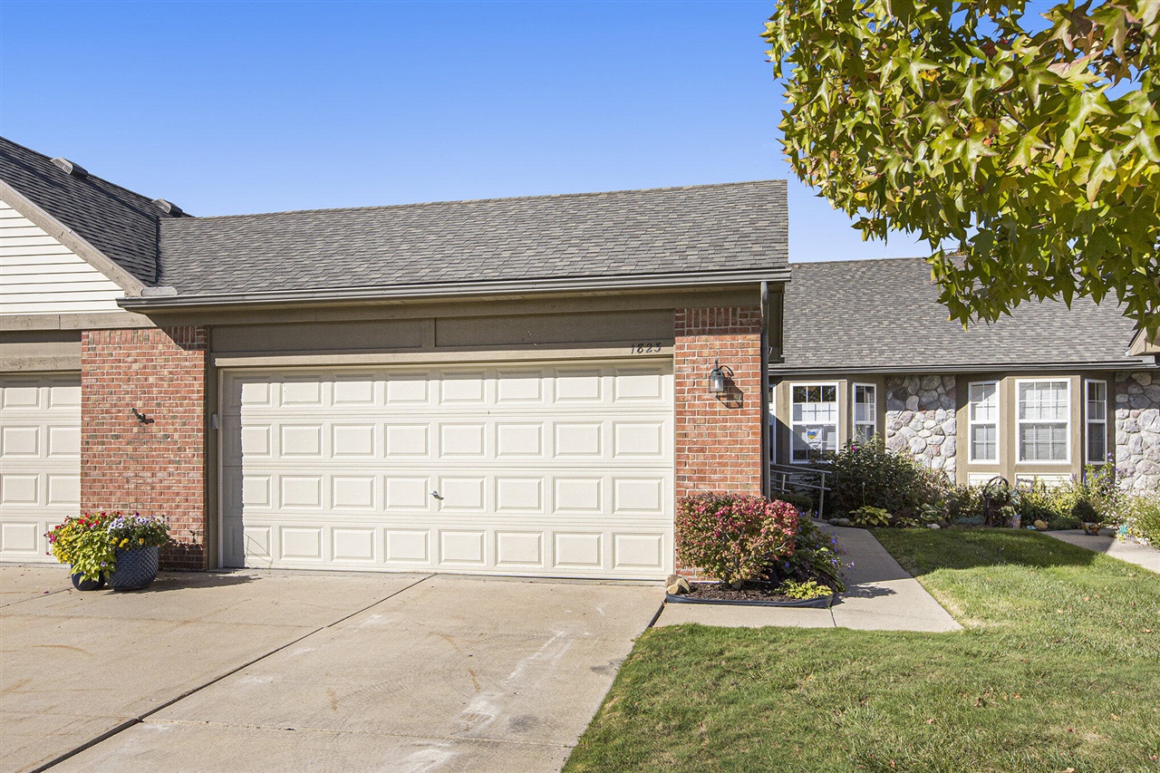 Wexford Dr, Ypsilanti, MI 48198