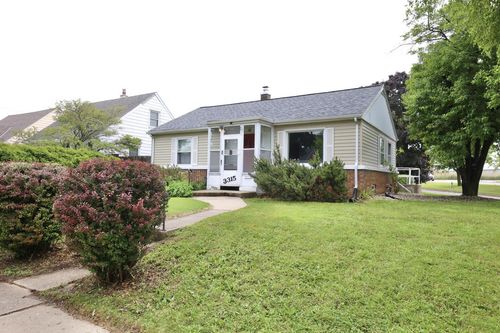 3315 E Allerton Avenue, Cudahy, WI, 53110 | Card Image