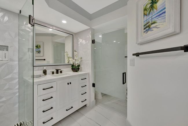 APT-9-3 - 5051 N Highway A1a, Condo with 3 bedrooms, 2 bathrooms and null parking in Hutchinson Island FL | Image 20