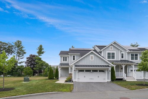 19-19 Lily Pond Ln, Lexington, MA, 02420-2611 | Card Image