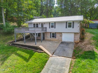 112 Fairwood Street, House other with 4 bedrooms, 2 bathrooms and null parking in Kingsport TN | Image 2