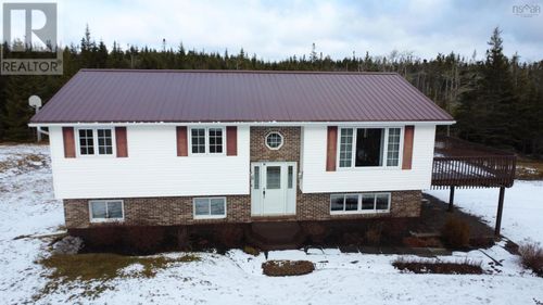 357 Old Road Hill, Sherbrooke, NS, B0J | Card Image