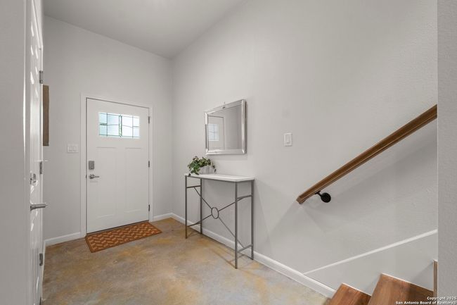 3 - 1002 Morningside Dr, Townhouse with 3 bedrooms, 3 bathrooms and null parking in Terrell Hills TX | Image 4