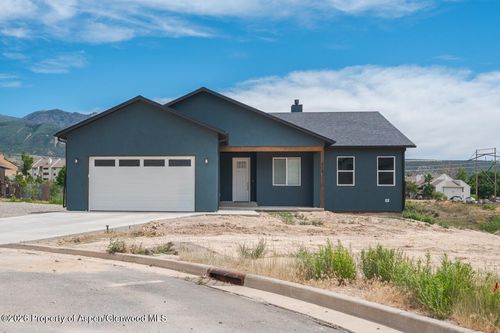 318 Eagle Ridge Dr, Parachute, CO, 81635-7806 | Card Image